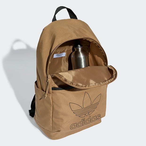 アディカラー バックパック カードボード