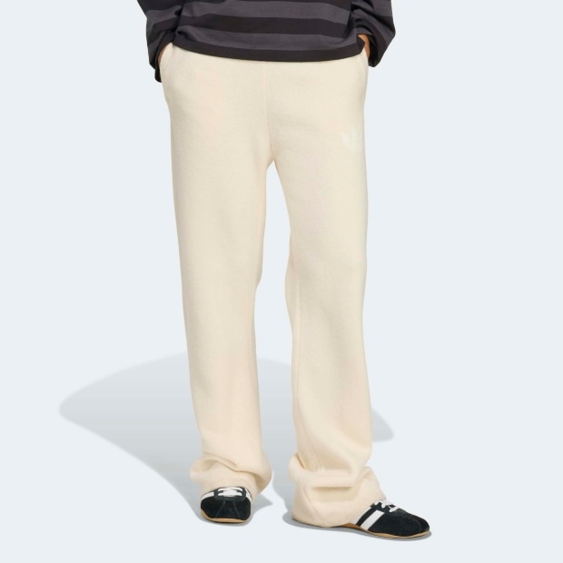 adidas ニットトップス　アディダスオリジナルス レディース アスレチック デプト ニットパンツ ワンダーホワイト