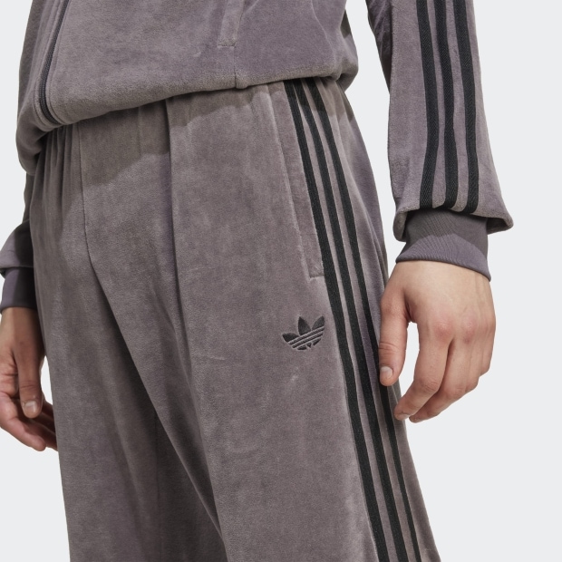 adidasアディダス グレー ベロアトラックパンツ L アディカラー SST ベロア トラックパンツ グレーストラータ ｜アパレル