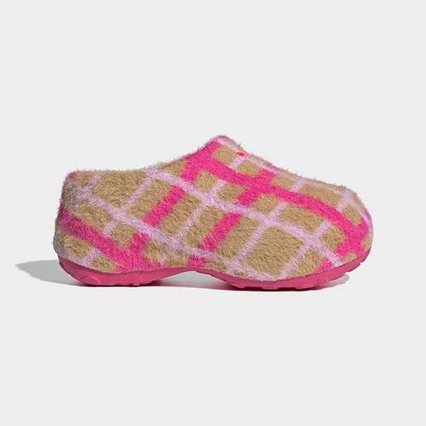 レディース アディフォーム スタン ミュール ADIFOM STAN MULE ooo93　ショックピンク×ゴールデンベージュ　|レディース・ウィメンズ|シューズ