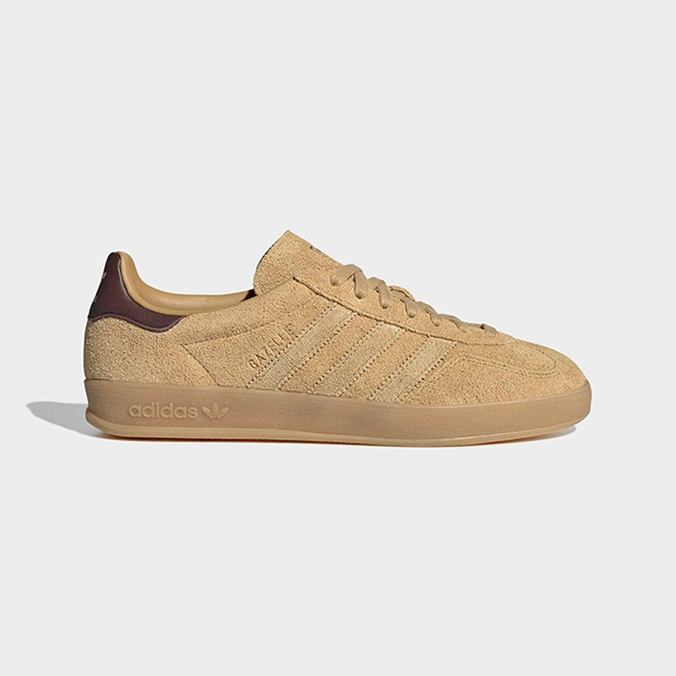 ガゼル インドア GAZELLE INDOOR omv64　ゴールデンベージュ×サプライヤーカラー　