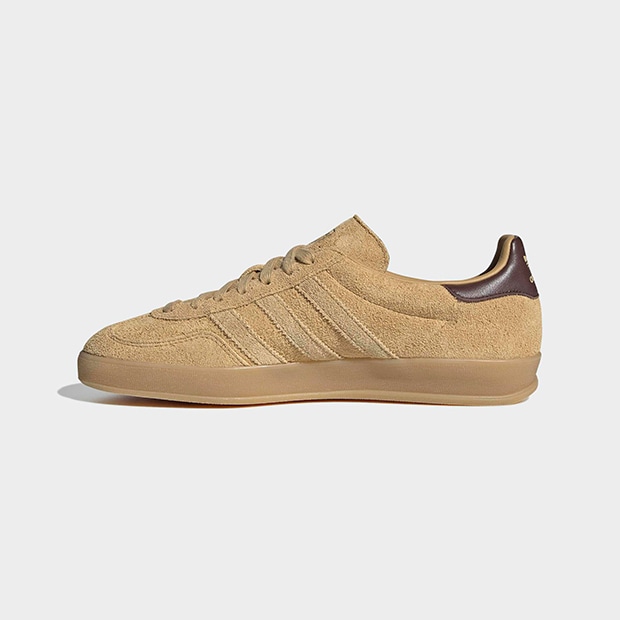 ガゼル インドア GAZELLE INDOOR omv64　ゴールデンベージュ×サプライヤーカラー　
