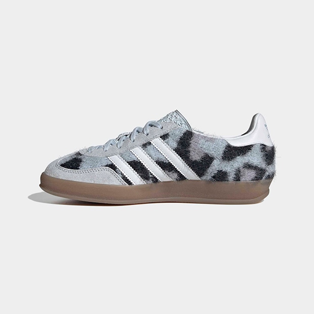 レディース ガゼル インドア MH FOR アトモス ピンク GAZELLE INDOOR MH FOR ATMOS PINK oog68　ヘイローブルー×クラウドホワイト　