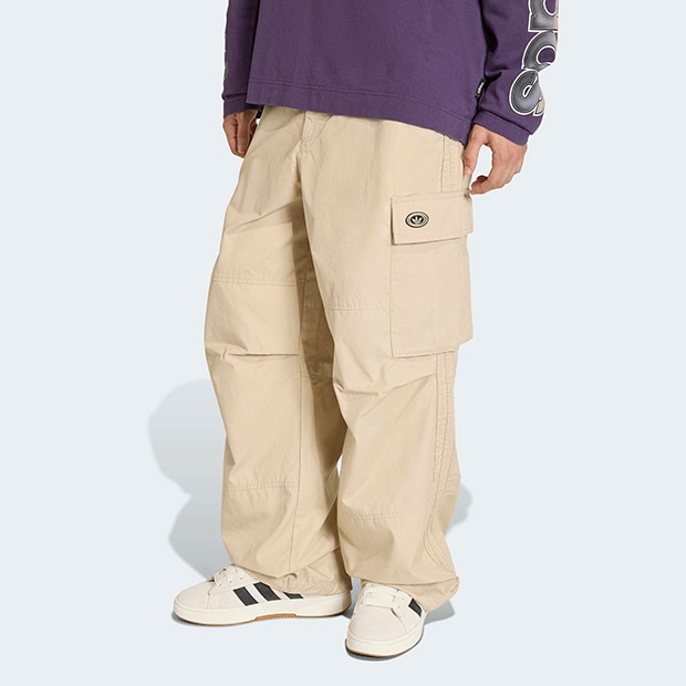 90年代風のオルタナティブ スポーツ ウォッシュド カーゴパンツ　ストーンカーキ　