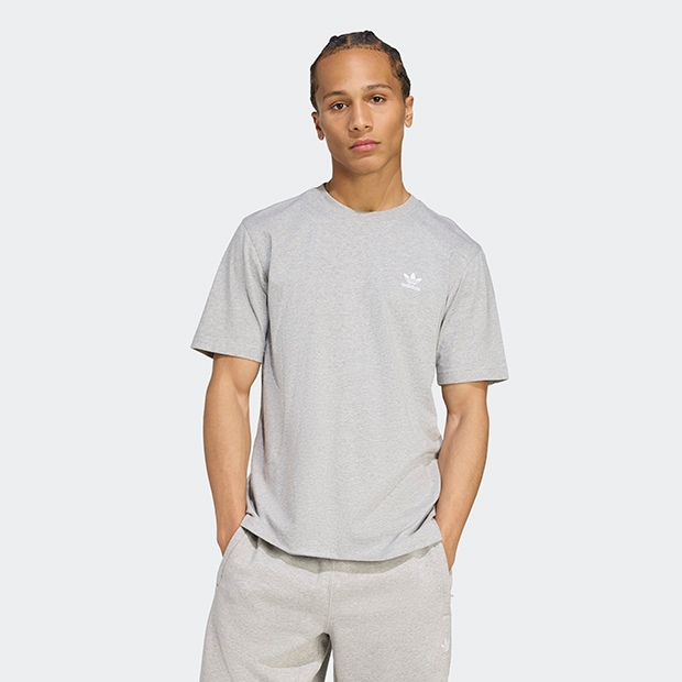 メンズ トレフォイル エッセンシャルズ 半袖Tシャツ　ミディアムグレーヘザー　