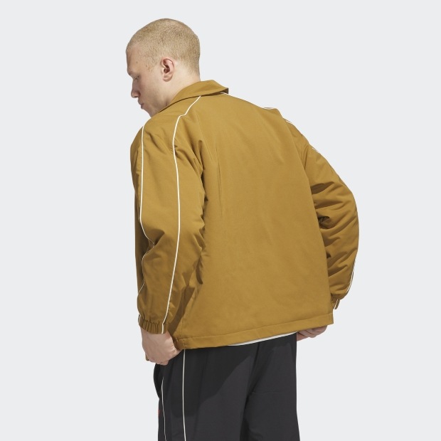 ADIDAS ORIGINALS コーチジャケット ブロンズストラータ×アイボリー