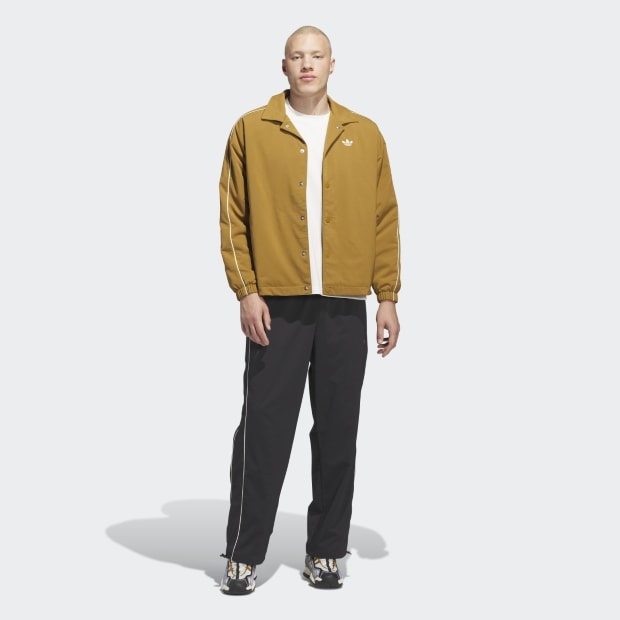 ADIDAS ORIGINALS コーチジャケット ブロンズストラータ×アイボリー