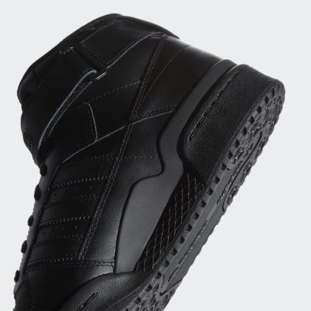 フォーラムミッド FORUM MID kyq81 コアブラック×コアブラック×コア 