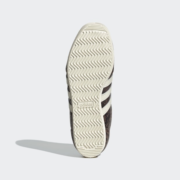 ジャパン JAPAN opi39 プリラブドブラウン×クリームホワイト