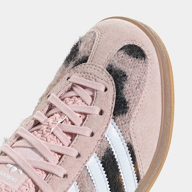 靴 ATMOS PINK GAZELLE INDOOR MH レディース ガゼル インドア MH FOR アトモス ピンク GAZELLE INDOOR