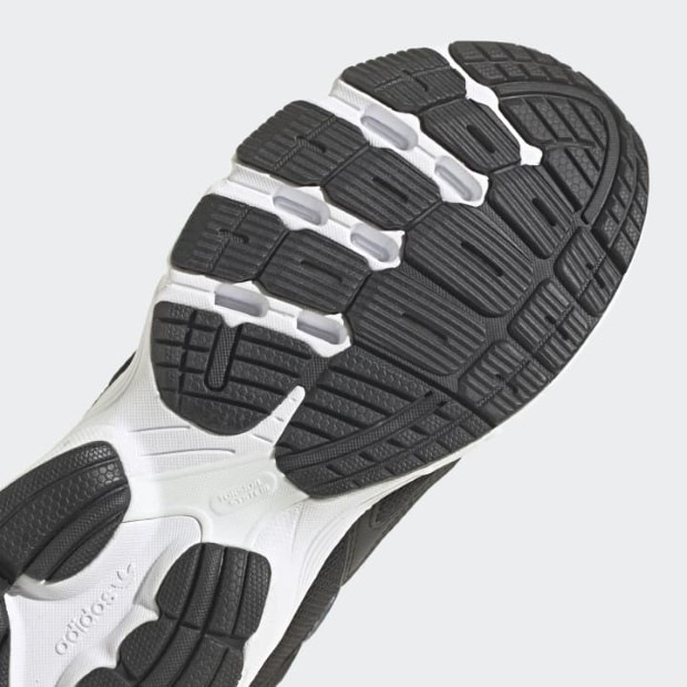 レディース アスター ADIDAS ASTIR W  mdi55　コアブラック×コアブラック×フットウェアホワイト　