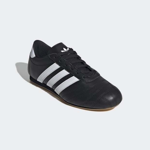 (pucoさま専用) adidas テコンドーレース(レディース　23.5) アディダス オリジナルス adidas Originals スニーカー