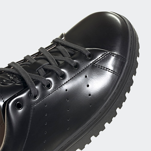 【カズミ】 adidas ZX8000 ATMOS G-SNK 9 FTWWHT/CBLACK/GRETWO