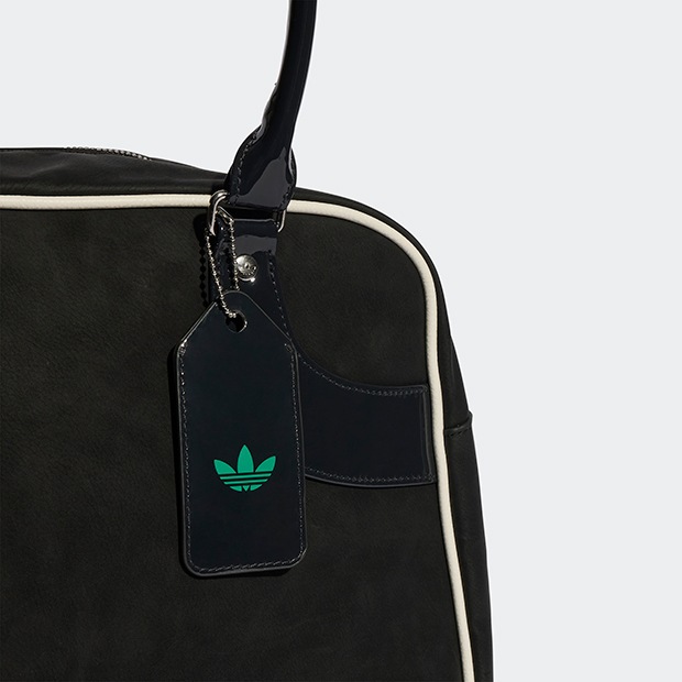 【関税・送料込み】adidas ラージ プレミアム ボウリングバッグ ラージ プレミアム ボウリングバッグ ブラック |アクセサリー