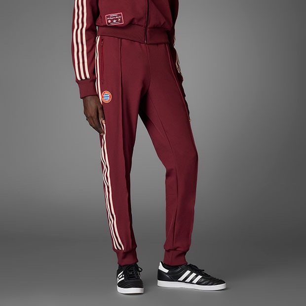 新品　バイエルンミュンヘン　トラックパンツ　アディダス　Lサイズ adidas バイエルンミュンヘン URBANPURIST トラックパンツ