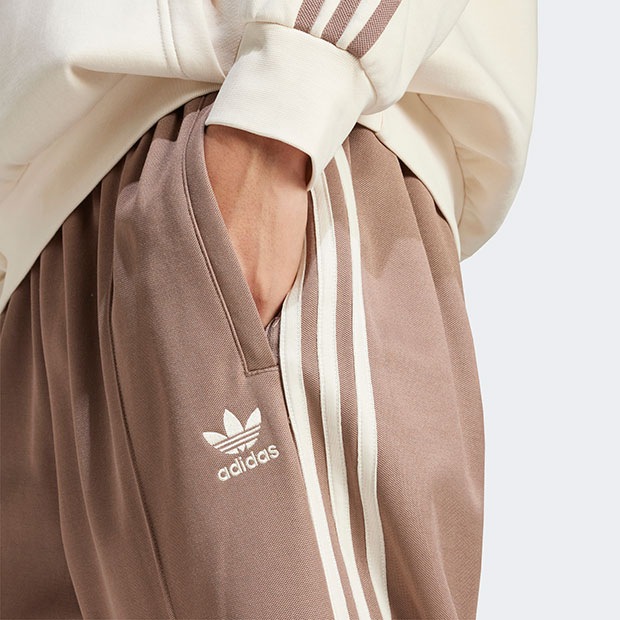 adidas スウェットパンツ ジャージ アディカラー バギーフィット
