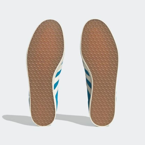 ガゼル  GAZELLE  mbc26 　ボールドアクア×オフホワイト×クリームホワイト　