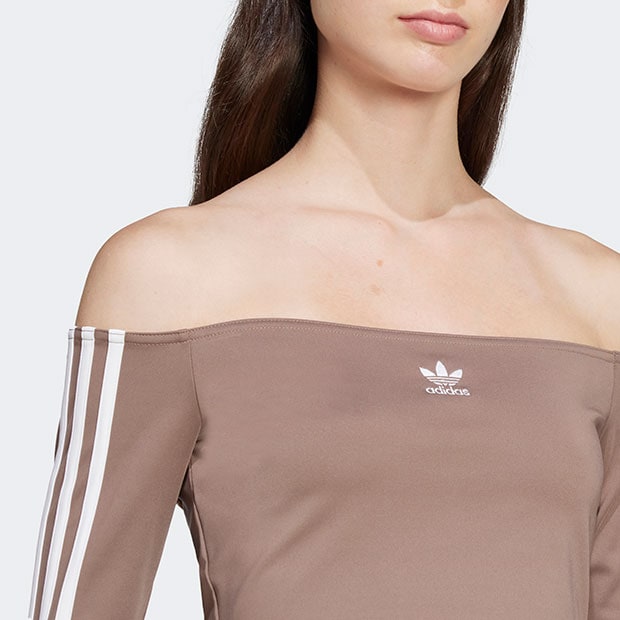 レディース アディカラー オフショルダー 長袖Tシャツ トレース