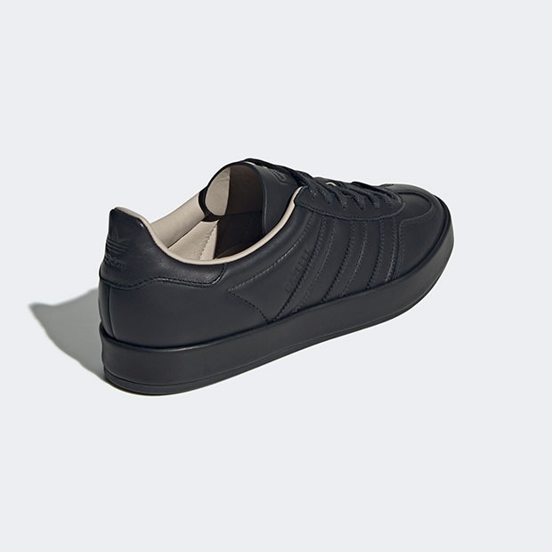ガゼル インドア GAZELLE INDOOR nin10 コアブラック×コア
