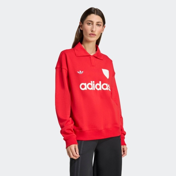 レディース グラフィック サッカー スウェットシャツ　ベタースカーレット　