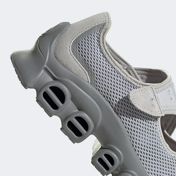 アディダス アディフォーム メガジェーン グレー 23.5センチ adidas ADIFOM MEGAJANE W GRAY THREE/GRAY TWO/SILVER METALLIC