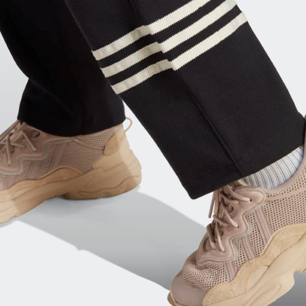 アディカラー NEUCLASSICS トラックパンツ　ワンダーホワイト×ブラック 楽天市場】 【公式】アディダス adidas 返品可 ライフスタイル