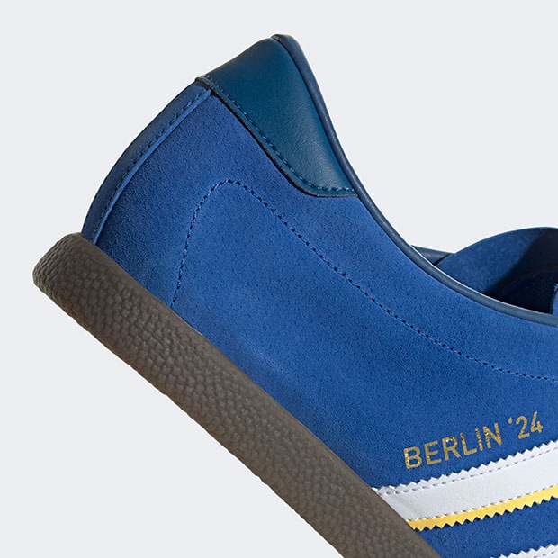 ベルリン 24 BERLIN 24 nkm75 ブルー×クラウドホワイト ｜すべての商品