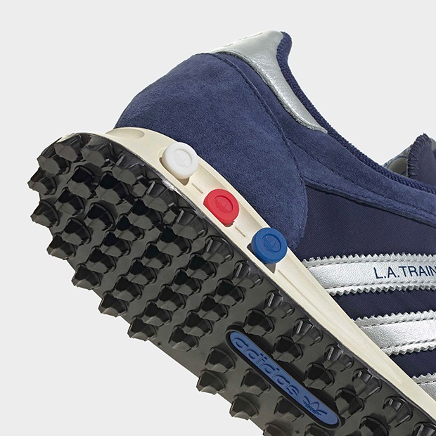 LA トレーナー OG omu84 ダークブルー×シルバーメタリック｜シューズ