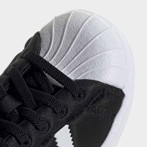 ジュニア SST 360 コンフォート クロージャー SST 360 COMFORT CLOSURE nle75　コアブラック×フットウェアホワイト　