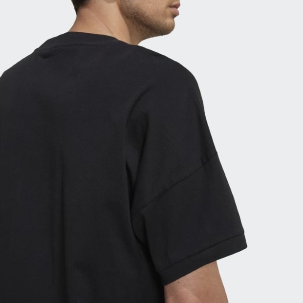 アディカラー NEUCLASSICS 半袖Tシャツ ブラック｜アパレル