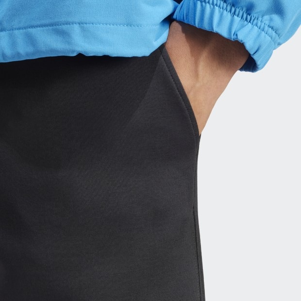 ストリート NEUCLASSICS カフスウェットパンツ ブラック