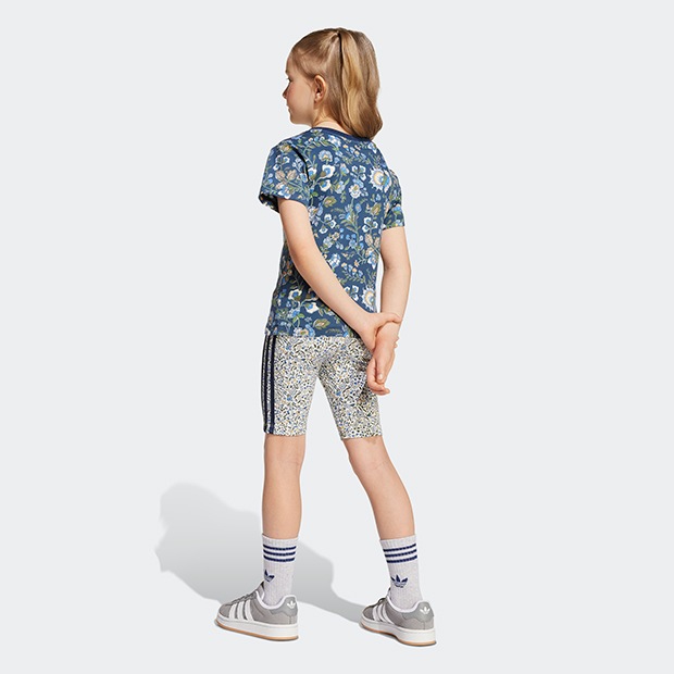 adidas アディカラー クラシックス+ 半袖シャツ ショーツ セットアップ セール】アディカラー クラシックス+ 半袖シャツ（ジェンダー