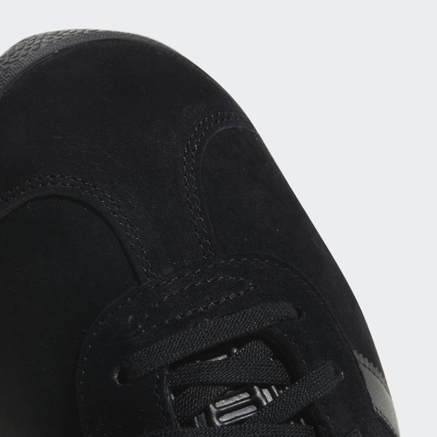 adidas Gazelle ブラック　24.5 Adidas - GAZELLE INDOOR W【LAST 1】 – +81