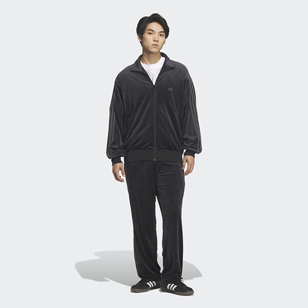 アディカラー FB TT ベロア トラックトップ（ジャージ） ブラック