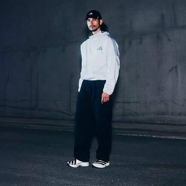 アディゼロ EVO SL ZIP M フットウェアホワイト×コアブラック