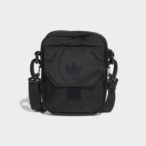 【adidas】プレミアム エッセンシャルズ フェスティバルバッグ プレミアム エッセンシャルズ フェスティバルバッグ ブラック