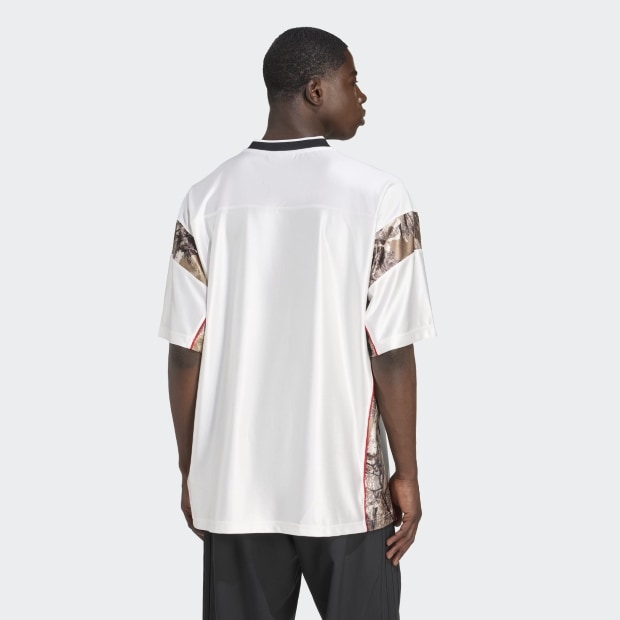 ADIDAS ORIGINALS 迷彩サッカー ジャージー コアホワイト