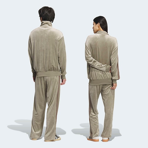 アディカラー FB TP ベロア トラックパンツ　クレイ　