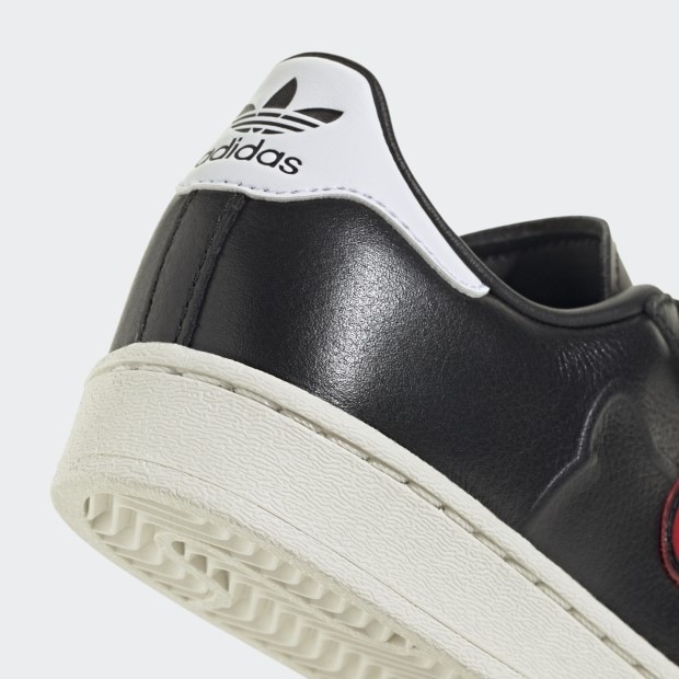 ジュニア SST コンフォートクロージャー ハローキティ SST Comfort Closure HELLO KITTY nli01　コアブラック×クラウドホワイト　