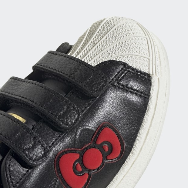 ジュニア SST コンフォートクロージャー ハローキティ SST Comfort Closure HELLO KITTY nli01　コアブラック×クラウドホワイト　