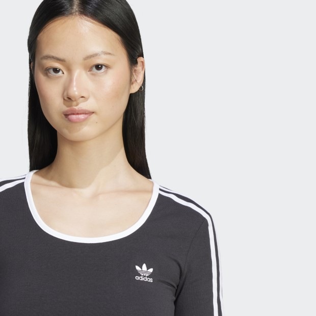 adidas originals レディース 長袖 クロップTシャツ ブラック レディース 長袖 クロップTシャツ ブラック｜アパレル
