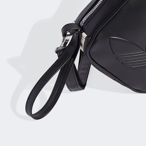 ダイヤモンドシェイプバッグ　ブラック　