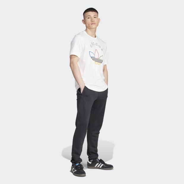 【adidas】ADIDAS ORIGINALS CHAMPIONS GRAPHIC 半袖Tシャツ ADIDAS Champions Graphic T-Shirt KA4553 - Shiekh