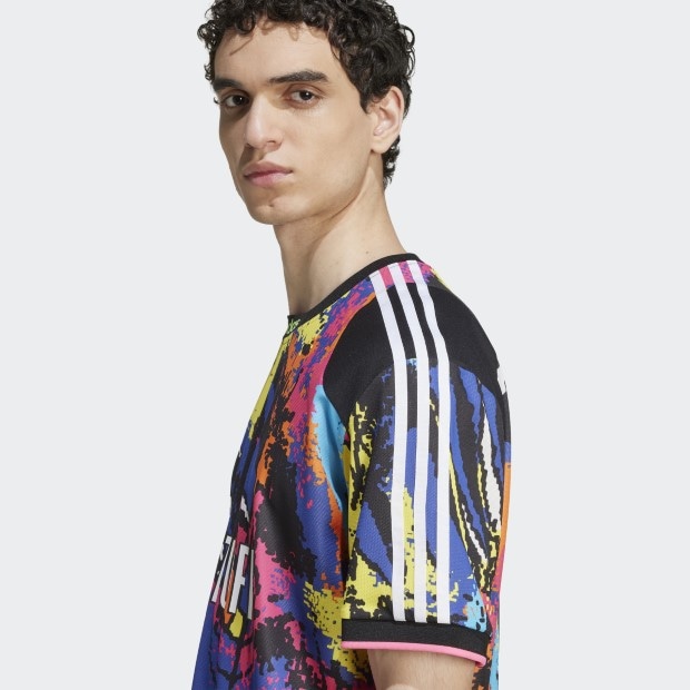 アーカイブ AOP ジャージー マルチカラー ｜アパレル,シャツ・インナー