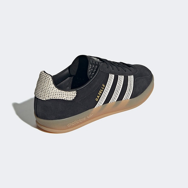 超格安一点 レディース コアブラック njj98 INDOOR GAZELLE インドア ガゼル マジック：ザ・ギャザリング