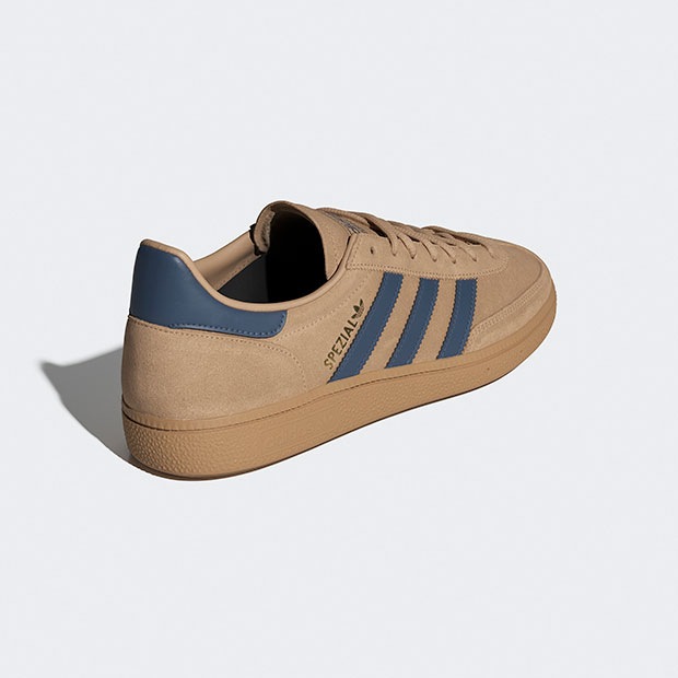 ハンドボール スペツィアル / HANDBALL SPEZIAL