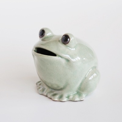 貯金箱　カエル