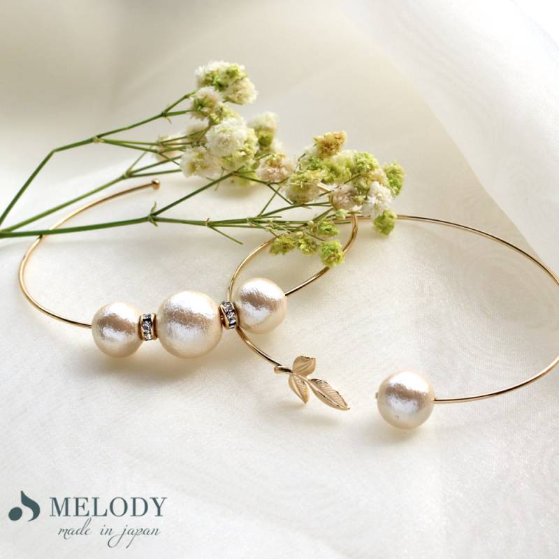 日本製 Leaf/Rondel Cotton Pearl Bangle