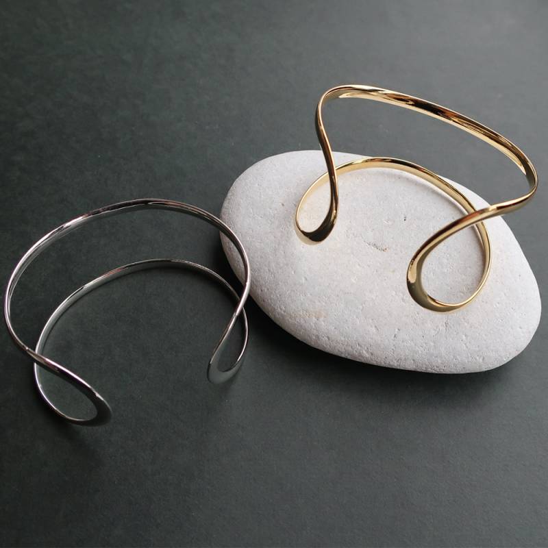 moe 閃 バングル 真鍮 bangle ブレスレット リッチ Wワイヤー カフバングル バングル ゴールド