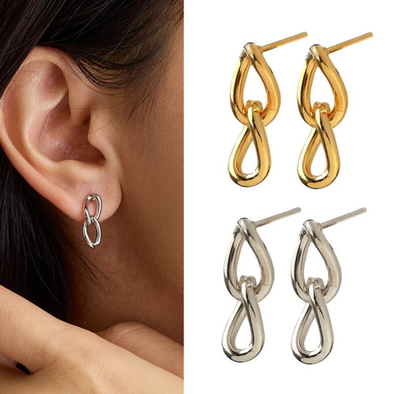 ひねりを効かせたオーバル2連チェーンが揺れるピアス | ピアス,フープ